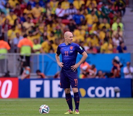 Tetap Setia Bayern, Robben Tolak MU
