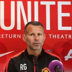 Giggs ke MU: Jangan Pensiunkan Nomor 11