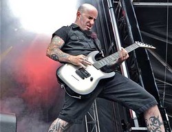Gitaris Anthrax Akan Merilis Buku Otobiografi