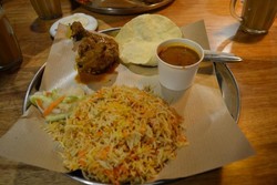 3 Makanan Murah Untuk Backpacker di Singapura