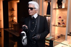 Boneka Mirip Karl Lagerferld Seharga Rp 19 Juta Laris Jadi Incaran Fashionista