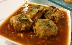 Tuan Rumah: Sedapnya Tahu Homemade Bersaus Szechuan yang Pedas Gurih