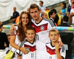 Akhir Sempurna untuk Klose