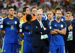 Sabella Bungkam terkait Masa Depannya