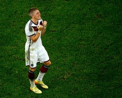 Dinamo Bernama Bastian Schweinsteiger