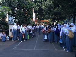 Ini Keren, di SMA 3 Jakarta Tak Ada Atribut Aneh Bagi Murid Baru