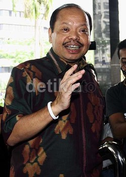 KPK Panggil Sekjen DPR Sebagai Saksi untuk Sutan Bhatoegana