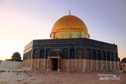 Ketika Tetes Air Mata Jatuh di Masjidil Aqsa