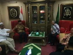 Ini yang Dibicarakan Prabowo dan Din di PP Muhammadiyah