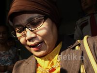 Sekjen DPR Diperiksa KPK