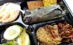 Dapur Neng Dira: Gurih Pulen Nasi Merah dengan Lauk Sunda Vegetarian