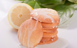 Asam Manis Biskuit Lemon Bisa Dibuat dengan Langkah Ini