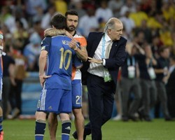 Mourinho Juga Kritik Pergantian Pemain Sabella