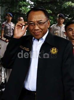 Datangi KPK, Jero Wacik Akan Jelaskan Dugaan Penyimpangan di Kementerian ESDM
