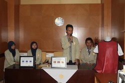 Mahasiswa UGM Sukses Kembangkan Rompi Anti Radiasi yang Nyaman dan Murah