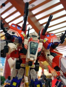 Di sini Kumpulnya Penggila Robot Transformers