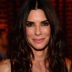 Kisah Mendebarkan Sandra Bullock Hadapi Penyusup di Rumahnya
