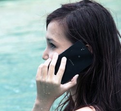 Belum Punya KTP, Pelajar Tak Bisa Registrasi SIM Card