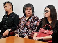 Dampingi Dul, Dhani dan Maia Kompak Serba Hitam