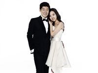 Kemesraan Park Ji Sung dan Kim Min Ji di Foto Pre-Wedding