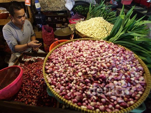 Harga Sayur Mayur Mulai Naik