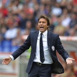 Moggi: Conte Takkan Tinggalkan Juve karena Tawaran Klub Lain