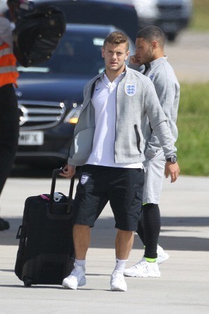 Merokok, Wilshere Dibela Ashley Cole