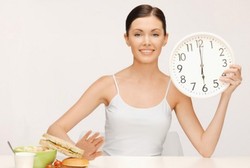 Agar Tak Gampang Lapar, Kapan Sih Waktu Sahur yang Tepat?