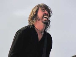 Dave Grohl Kritik Ajang Pencarian Bakat di Televisi
