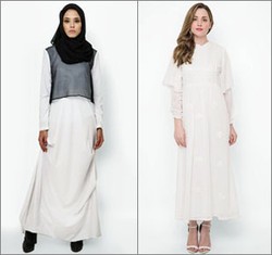 Editors Choice: 5 Pilihan Maxi Dress Putih untuk Bergaya di Hari Raya