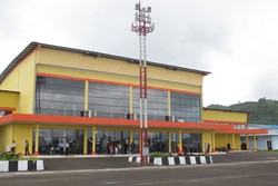 Kesederhanaan Bandara Gunungsitoli di Nias