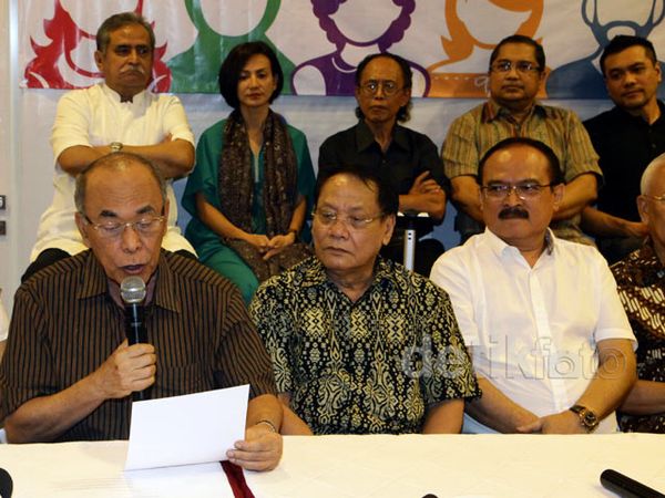Para Tokoh Minta Prabowo-Jokowi Bertemu