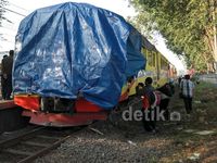 KA dan Truk Crane yang Tabrakan Dievakuasi