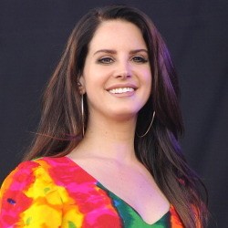 Selalu Dikira Ingin Bunuh Diri, Lana Del Rey Kesal