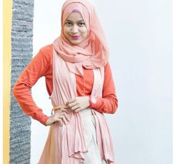 Hijab Style: Cantiknya Para Hijabers yang Ikut Kontes Foto Hijab OOTD