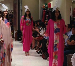 Kaftan Cantik dari May & June untuk Ramadan yang Terinspirasi dari Maroko