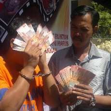 Polisi Sita Upal dari Seorang Pembeli Tiket Pesawat