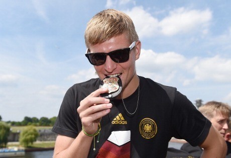 Kroos Resmi Bergabung Madrid