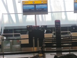 Counter Malaysia Airlines di Bandara Heathrow Inggris Sepi Penumpang