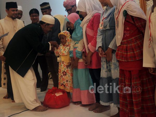200 Anak Yatim Terima Santunan dari PWNU