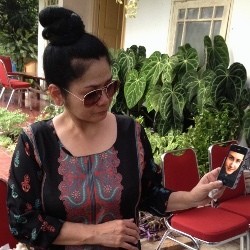 Vina Panduwinata: Keluarga Akan ke Lokasi Tragedi MH17