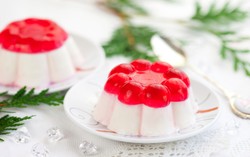 Mau Bikin Puding? Kenali Dulu Jenis Puding Manis dan Dingin Ini