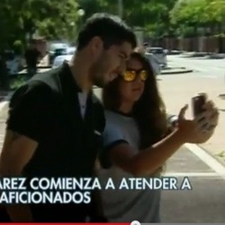 Lupa Kunci, Suarez Tak Bisa Masuk Rumah