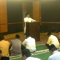 Di Depan Keluarga Besar Golkar, Ical Tegaskan Munas Tetap 2015