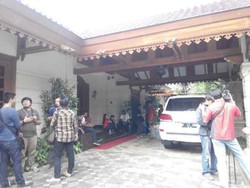 Prabowo Adakan Pertemuan Tertutup dengan BJ Habibie