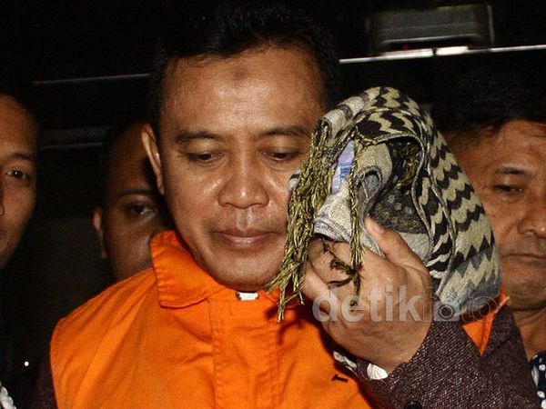 Bupati Karawang Ditahan