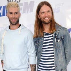 Carmichael Didapuk Jadi Pendamping Pria Pernikahan Adam Levine