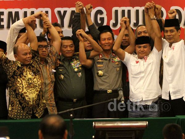 Panglima TNI dan Kapolri Hadiri Deklarasi Damai