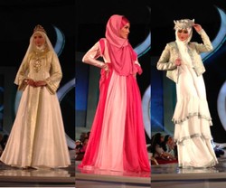 Dian Pelangi & 8 Desainer Pamer Koleksi Idul Fitri di IMFW 2014