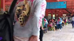 H-7 Lebaran, Terminal Kampung Rambutan Mulai Ramai Pemudik